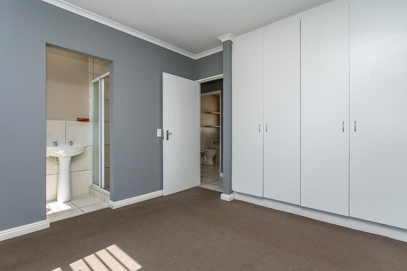 3 Bedroom Property for Sale in Normandie Western Cape